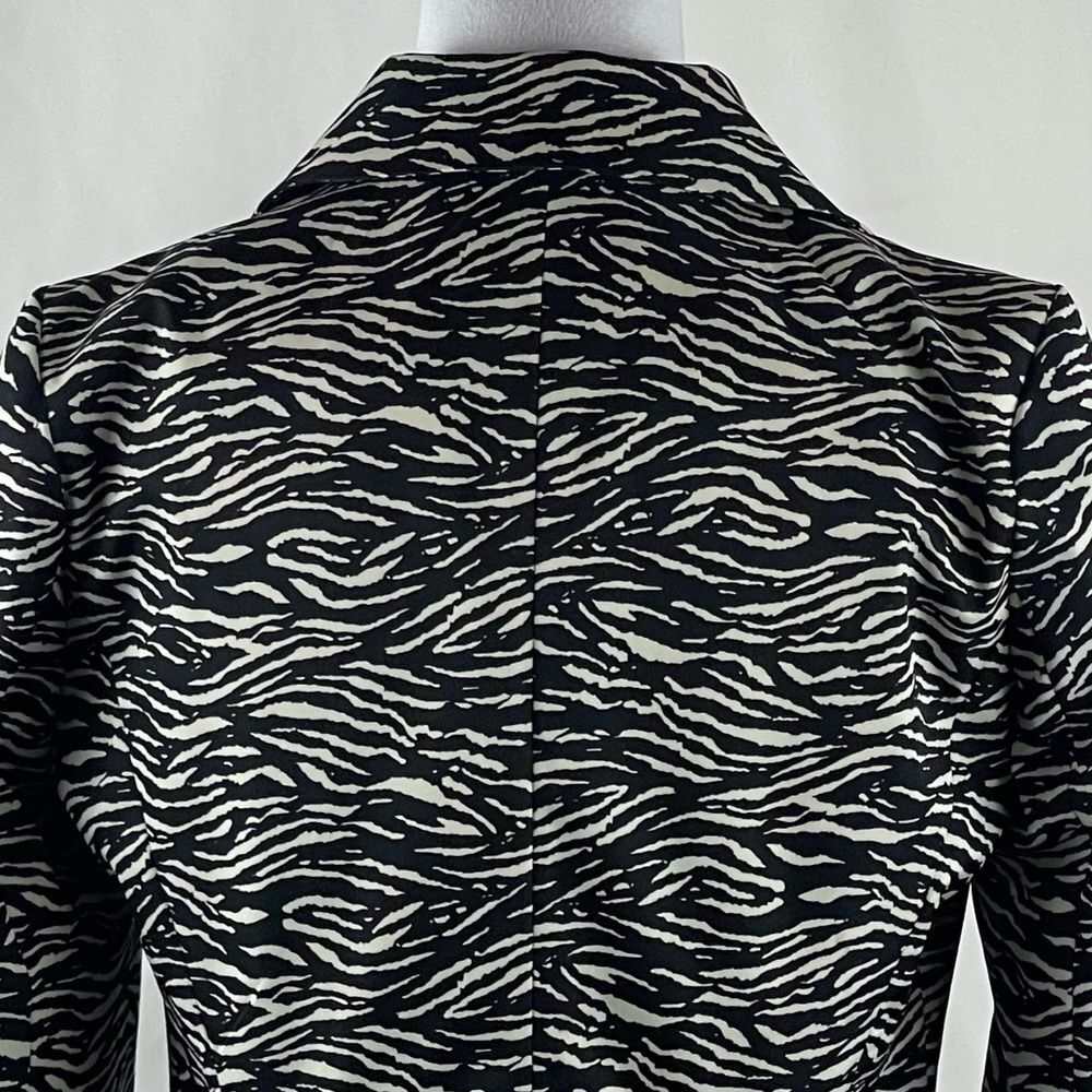 Sandro Black Cream Zebra Print Peplum Raincoat Jacket NWOT Size S EuroGirl - Picture 6 of 13